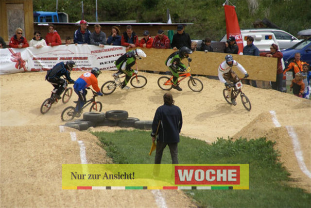 BMX ísterreich - Ungarn in Mühlen


 - Fotos: Hans Georg Ainerdinger