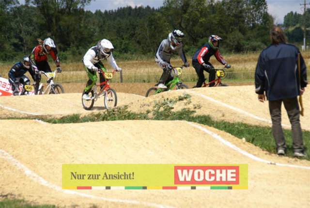 BMX ísterreich - Ungarn in Mühlen


 - Fotos: Hans Georg Ainerdinger