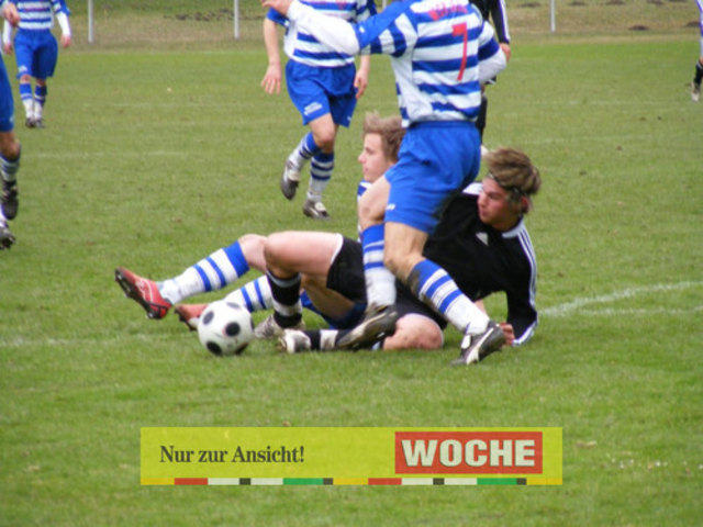 Unterliga Nord A: Der ATuS Langenwang besiegte im Schlagerspiel der 15. Runde Tabellenführer WSV Liezen mit 2:1 (0:1). Fotos: Patrick Pöltl