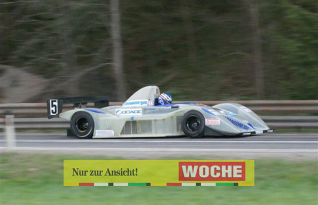 30.000 Motorsportfans erlebten beim 38. Rechbergrennen wie der Italiener Simone Faggioli mit 1:55,690 einen neuen Streckenrekord aufstellte. Fotos: Tom Dormann
