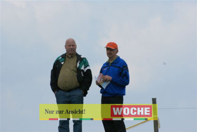 30.000 Motorsportfans erlebten beim 38. Rechbergrennen wie der Italiener Simone Faggioli mit 1:55,690 einen neuen Streckenrekord aufstellte. Fotos: Tom Dormann