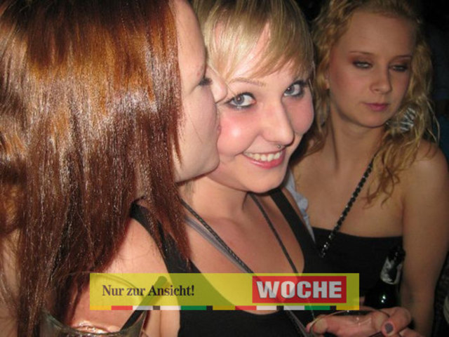 Egal, ob man sie mag oder nicht - zur Musik der 90er Jahre wird einmal im Monat ordentlich abgetanzt. So ließ auch diesmal das Partyvolk nicht lange auf sich warten, als die Postgarage wieder zu den "Worst of the 90s" lud. -NH-