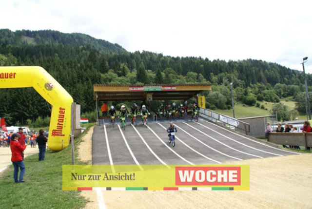 BMX ísterreich - Ungarn in Mühlen


 - Fotos: Hans Georg Ainerdinger