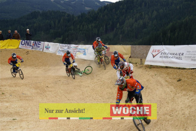 BMX ísterreich - Ungarn in Mühlen


 - Fotos: Hans Georg Ainerdinger