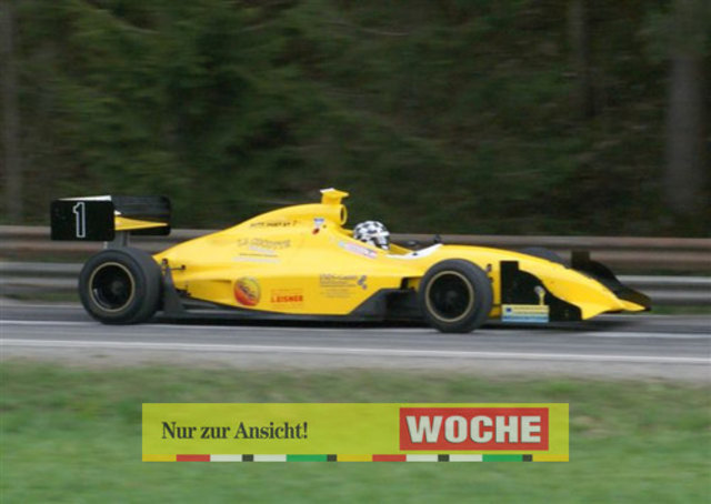 30.000 Motorsportfans erlebten beim 38. Rechbergrennen wie der Italiener Simone Faggioli mit 1:55,690 einen neuen Streckenrekord aufstellte. Fotos: Tom Dormann