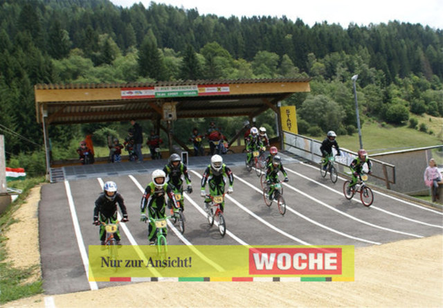 BMX ísterreich - Ungarn in Mühlen


 - Fotos: Hans Georg Ainerdinger