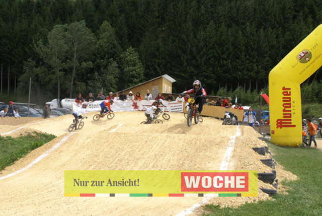 BMX ísterreich - Ungarn in Mühlen


 - Fotos: Hans Georg Ainerdinger