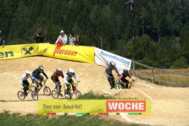 BMX ísterreich - Ungarn in Mühlen


 - Fotos: Hans Georg Ainerdinger