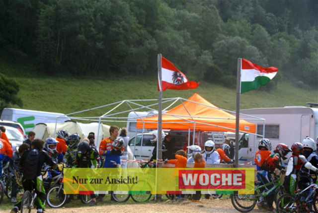 BMX ísterreich - Ungarn in Mühlen


 - Fotos: Hans Georg Ainerdinger