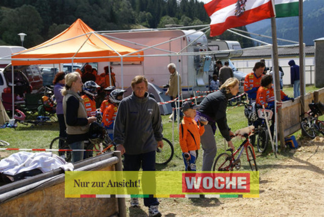 BMX ísterreich - Ungarn in Mühlen


 - Fotos: Hans Georg Ainerdinger