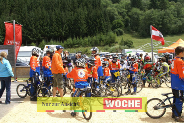 BMX ísterreich - Ungarn in Mühlen


 - Fotos: Hans Georg Ainerdinger