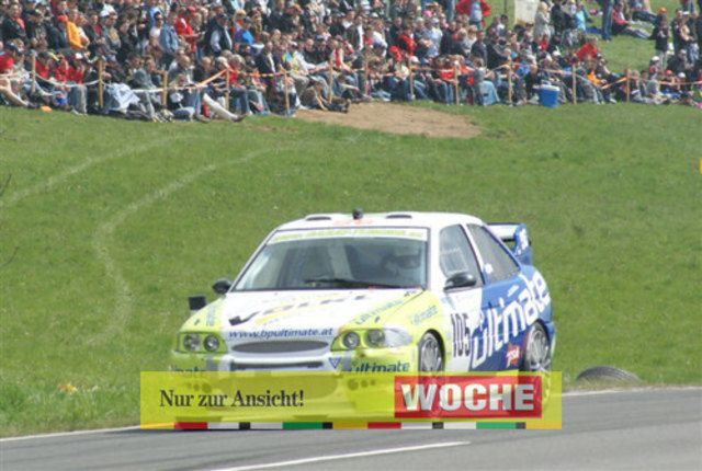 30.000 Motorsportfans erlebten beim 38. Rechbergrennen wie der Italiener Simone Faggioli mit 1:55,690 einen neuen Streckenrekord aufstellte. Fotos: Tom Dormann