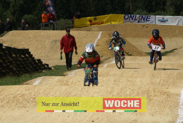 BMX ísterreich - Ungarn in Mühlen


 - Fotos: Hans Georg Ainerdinger