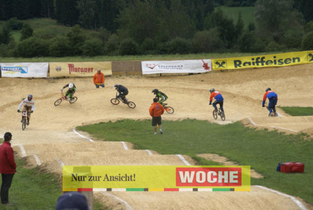 BMX ísterreich - Ungarn in Mühlen


 - Fotos: Hans Georg Ainerdinger