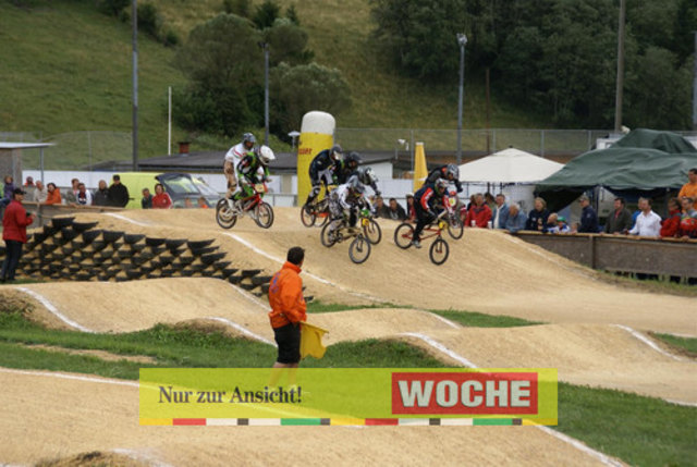 BMX ísterreich - Ungarn in Mühlen


 - Fotos: Hans Georg Ainerdinger