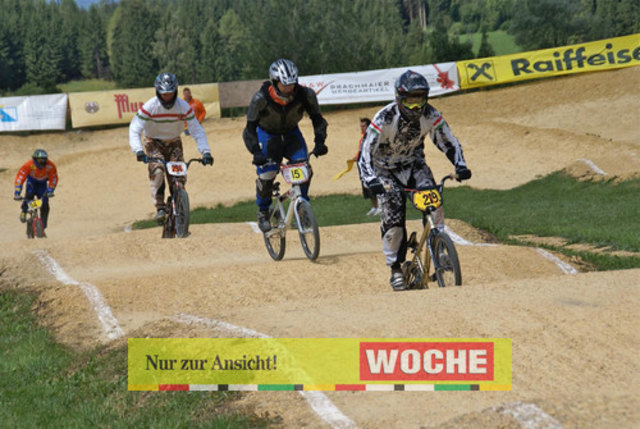 BMX ísterreich - Ungarn in Mühlen


 - Fotos: Hans Georg Ainerdinger