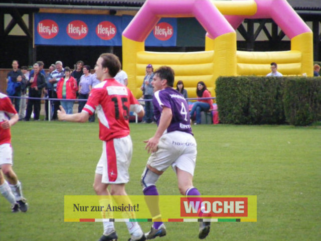 Unterliga Nord B: 500 Zuschauer sahen den ersten Meisterschaftsauswärtssieg des FC Proleb über den Lokalrivalen ATuS Niklasdorf. Fotos: Patrick Pöltl