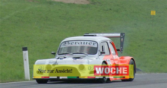 30.000 Motorsportfans erlebten beim 38. Rechbergrennen wie der Italiener Simone Faggioli mit 1:55,690 einen neuen Streckenrekord aufstellte. Fotos: Tom Dormann
