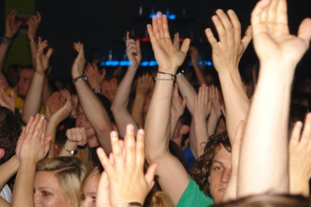 Im PPC fand am Mittwoche das Heinz aus Wien Konzert statt. Bombige Stimmung nicht nur wegen Überraschungsgast Heinz Fischer.