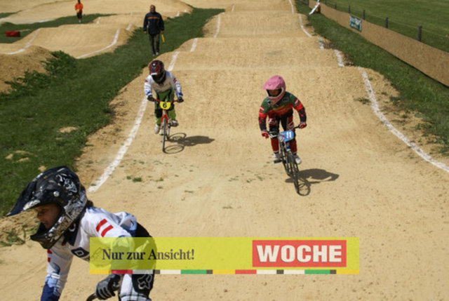 BMX ísterreich - Ungarn in Mühlen


 - Fotos: Hans Georg Ainerdinger