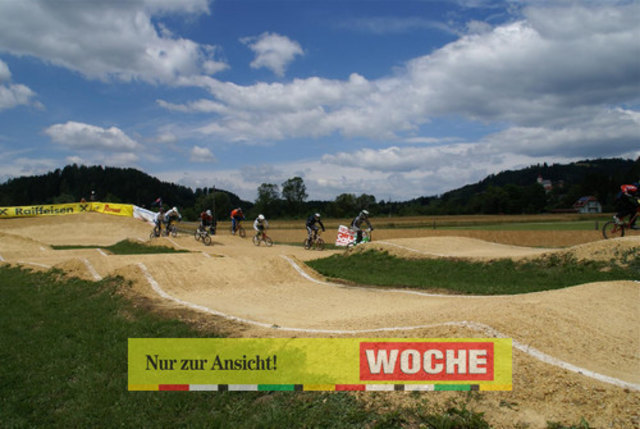 BMX ísterreich - Ungarn in Mühlen


 - Fotos: Hans Georg Ainerdinger