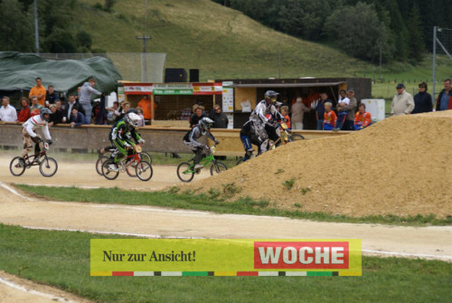 BMX ísterreich - Ungarn in Mühlen


 - Fotos: Hans Georg Ainerdinger