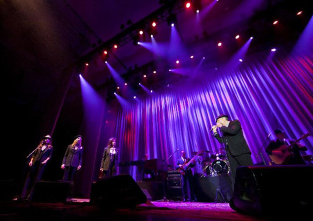 Weltstar Leonard Cohen begeisterte in der Stadthalle Graz vor über 3.000 Besuchern ... (Fotos: Martin Wiesner)
