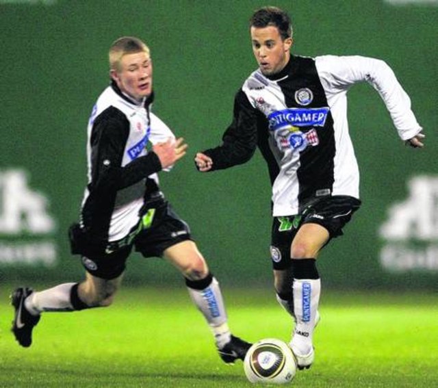 Zwei der derzeit wenigen Teamkicker von Sturm: Florian Kainz (U 18) und Christian Klem (U 19 und U 21). Die Zukunft sieht alles andere als rosig aus. (Fotos: GEPA)