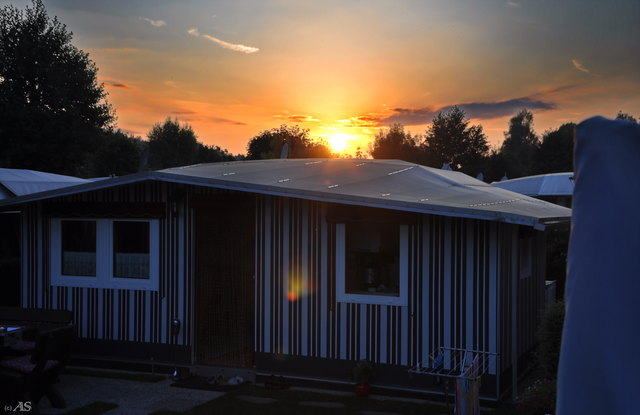 Sonnenuntergang auf dem Campingplatz am Hafnersee