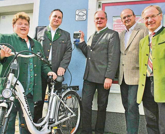 Die Energiemesse klärt auf: Vom Heizsystem (fossil versus Biomasse) bis Gebäudedämmung, von Fotovoltaik bis Elektro-Mobilität.