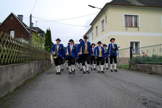 .....mit musikalischer Begleitung gehts gleich viel besser....