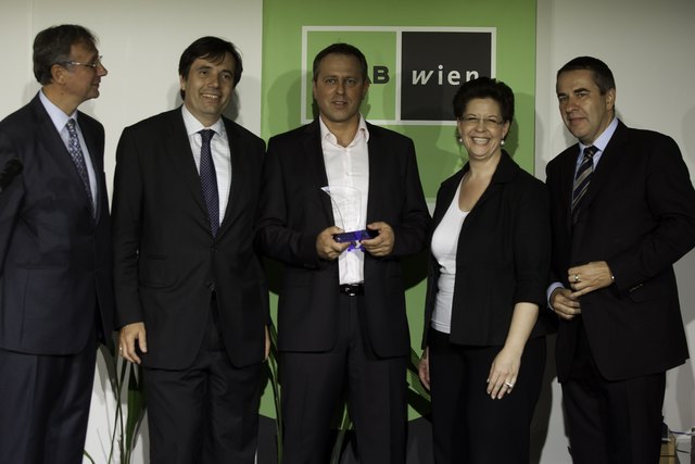 Arbeitgeber-Award des ÖAAB Neubau: Initiator Daniel Sverak mit Matthias Tschirf, Preisträger Gernot Mach, Christine Marek und Norbert Schnedl (v.l.n.r.). | Foto: Weinwurm