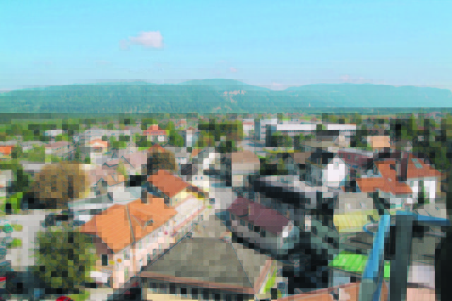 Vor allem im östlichen Teil Ferlachs fehlen Handelsbetriebe. Durch die wahrscheinliche Erhebung zum Mittelzentrum könnte sich das nun ändern | Foto: KK