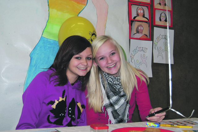 Melanie Steinbacher und Simone Hechenleitner präsentierten das Projekt „AkuS“