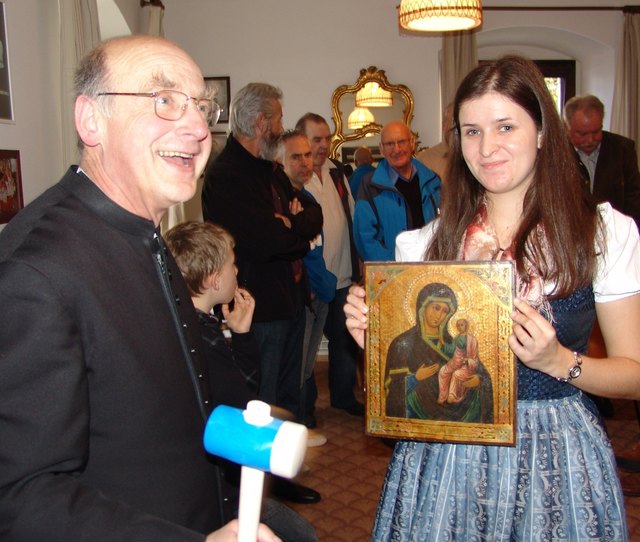 Selbst eine wertvolle Ikone wechselte den Besitzer