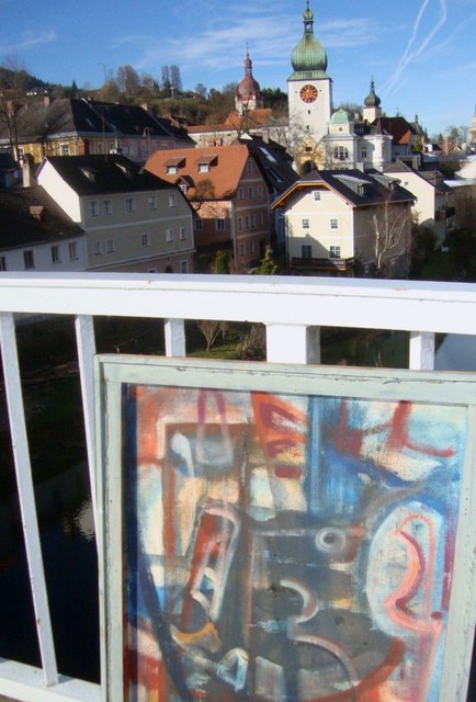 Dr. Schuhfried ersteigerte Rarität. Ein vorne und hinten bemaltes Bild. Hinten diese moderne Malerei.