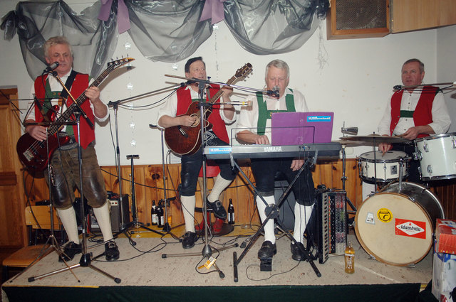 Die Kultband "Brigitte" bringt den Saal zum Brodeln