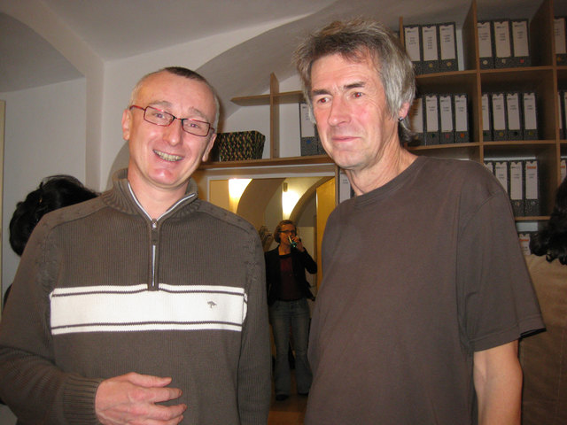 SPÖ-Bezirksrat Klaus Koberwein (links) und der grüne Bezirksrat Hand Briebauer aus Neubau (rechts) erzählten von ihren Erfahrungen im Bereich Klimaschutz.