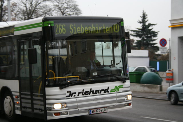 Sie fahren auch weiterhin: Die Buslinien 266 und 271 erhalten vom Bund die gleiche Förderung wie bisher.