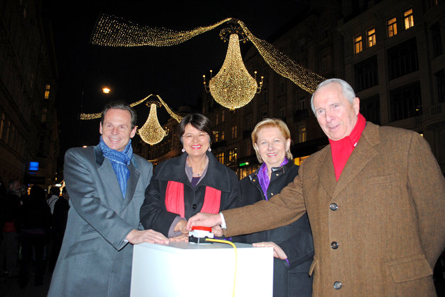 Am Buzzer: F. Jonak, R. Brauner, B. Jank und H. Schullin.