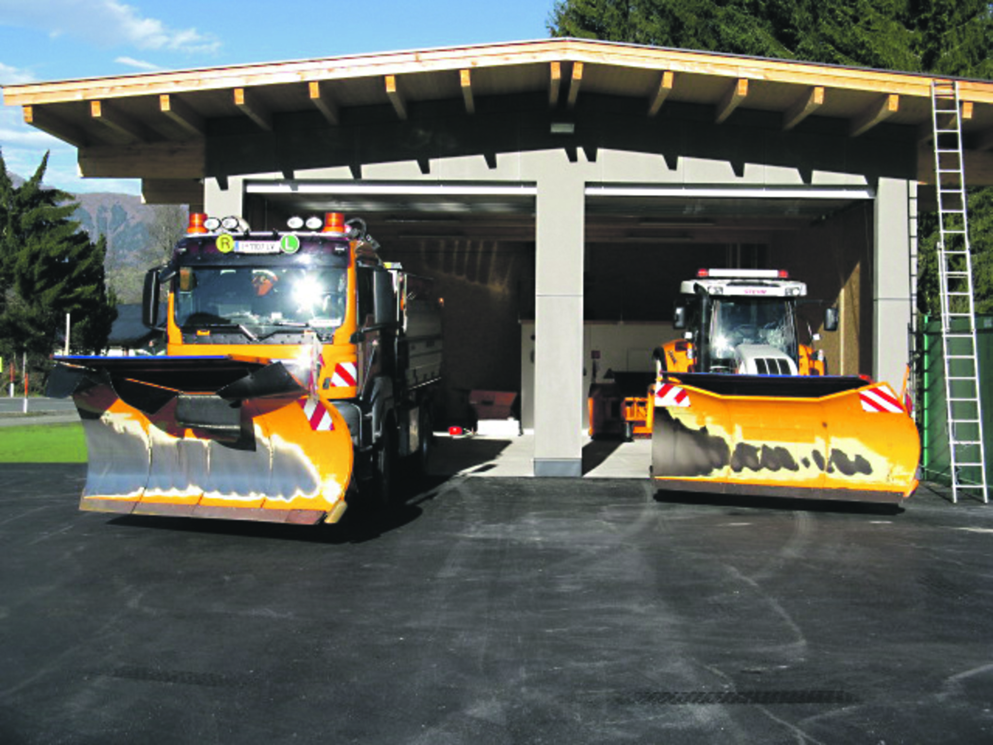 Neue Garagen, Kettenanlegeplatz - Kitzbühel