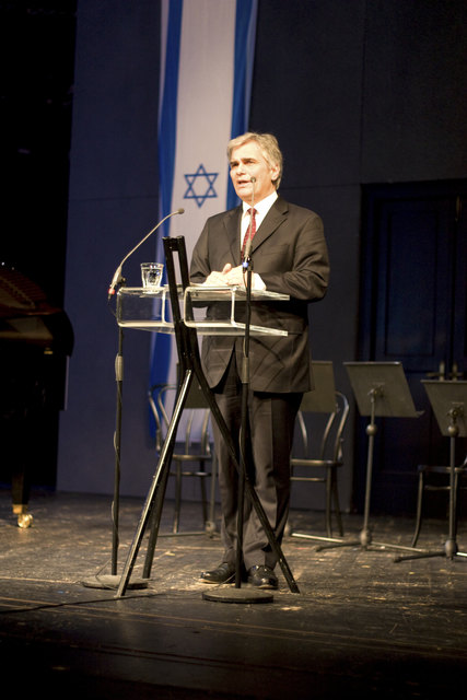 Bundeskanzler Werner Faymann bei seiner Rede über die aktuelle Situation in Österreich.