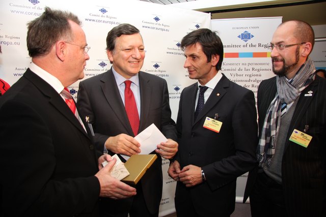 Entspannte Gesprächsrunde mit EU-Kommissionspräsident José Manuel Barroso | Foto: LMS