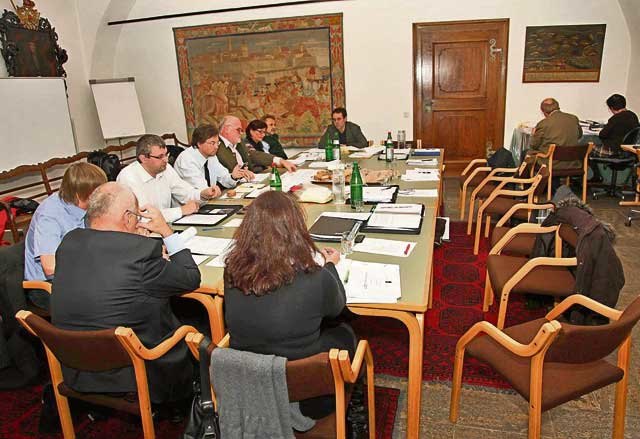 Nachdem BBR und SPÖ die Sitzung verlassen hatten, war die Beschlussfähigkeit nicht mehr gegeben. Die Sitzung wurde einige Tage später wiederholt. Fotos: WOCHE