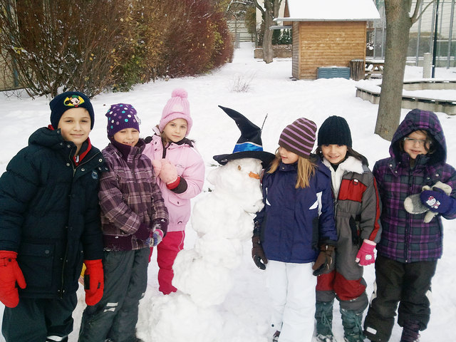 Karottennase und Kastanienaugen hatte der Schneemann in der Felbigergasse. | Foto: VS Felbigergasse
