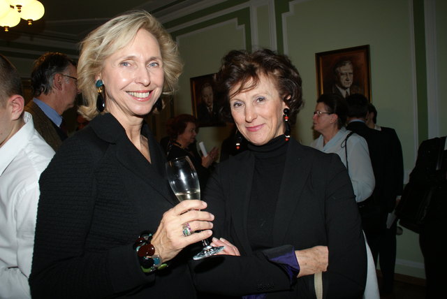 Dr. Patricia Helletsgruber und Karin Bratusch-Marrain