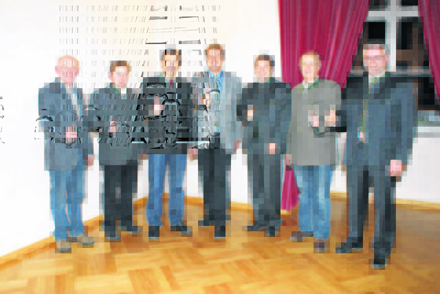 Der neue Obmann der Kleinregion Naturpark Pöllauer Tal Bgm. Hans Weiglhofer und seine Kollegen sehen der neuen Herausforderung optimistisch entgegen Foto: Zangl