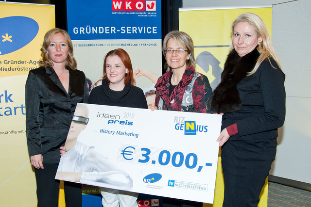 RIZ-Geschätsführerin Mag. Petra Patzelt, Mag. Marion Luger, Wirtschaftslandesrätin Dr. Petra Bohuslav und Mag. Michaela Roither, Geschäftsführerin der IV NÖ (v.li.) | Foto: Andreas Kraus /RIZ