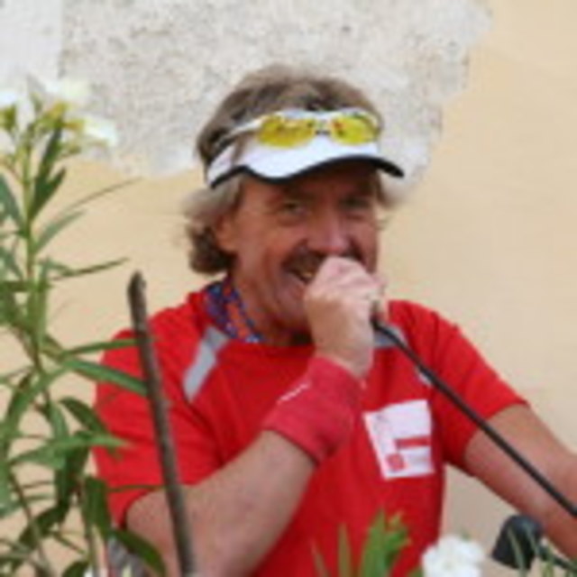 Walter als Moderator und Mitveranstalter des exzellenten St.Georgener Stiftlaufs