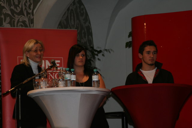FH-Professorin Scheu, Miriam Pirzl und Marian Candussi waren sich sich einig: St. Veit braucht endlich ein Jugendzentrum!